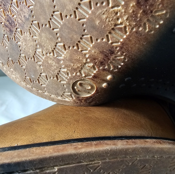 PIERRE DUMAS Beautiful Two Tone Brown Side Zip Boots - Picture 9 of 10